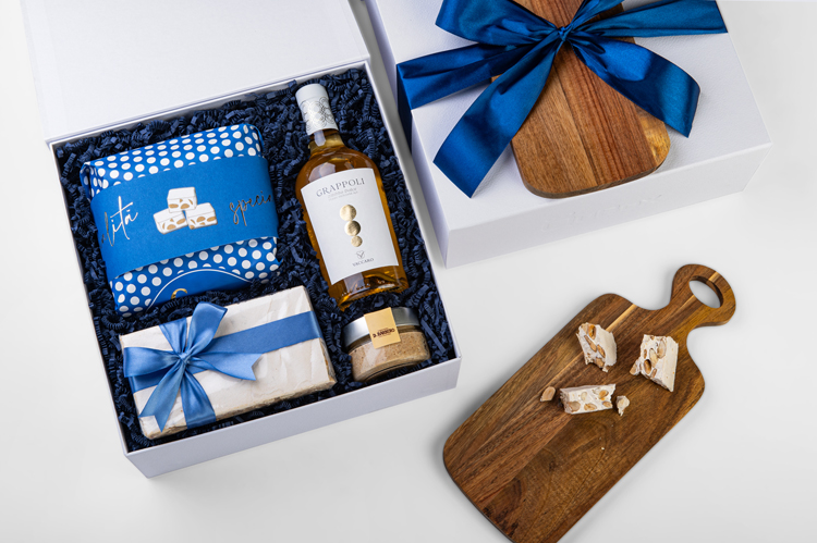 Gift box natalizia con torrone